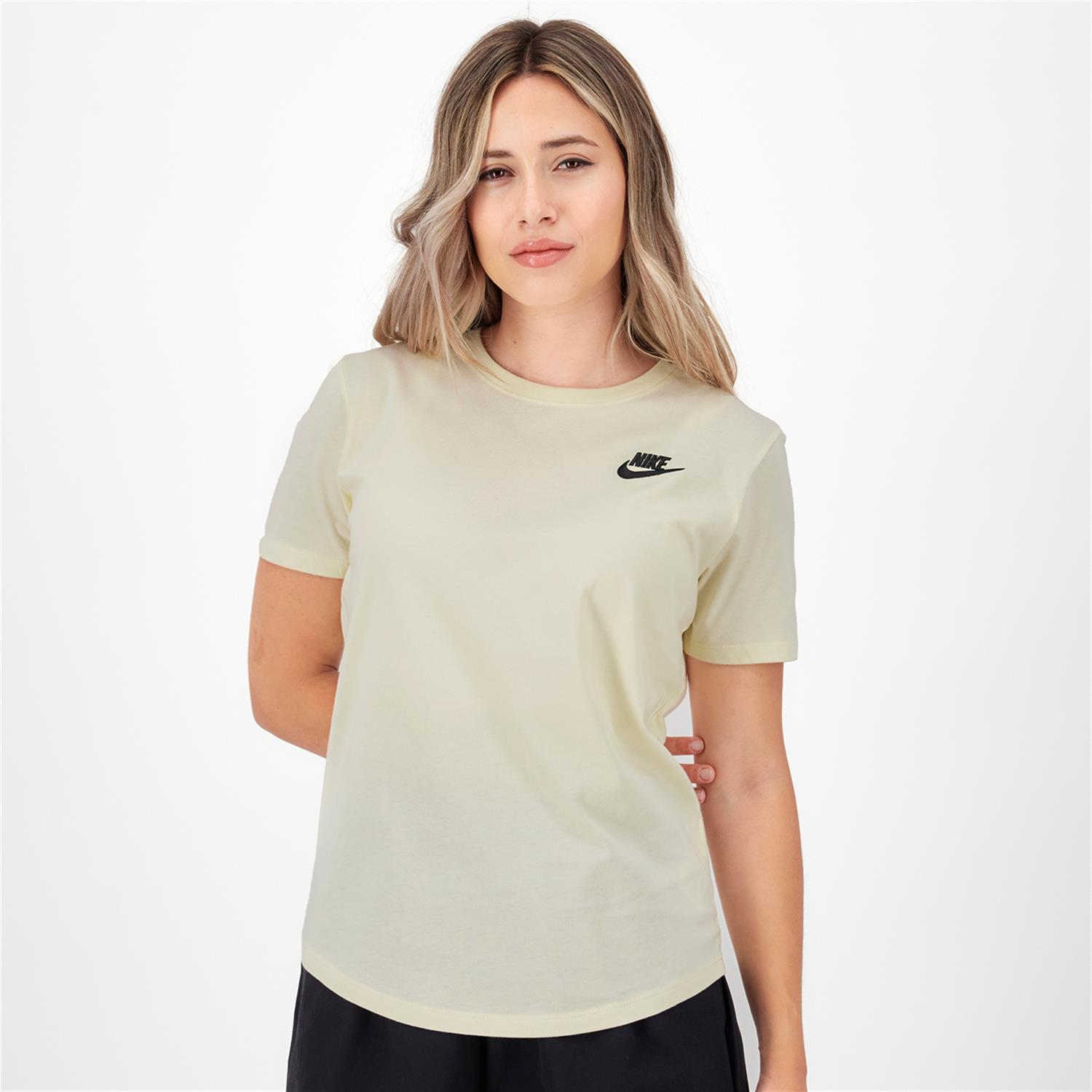 Camisetas nike mujer beige online