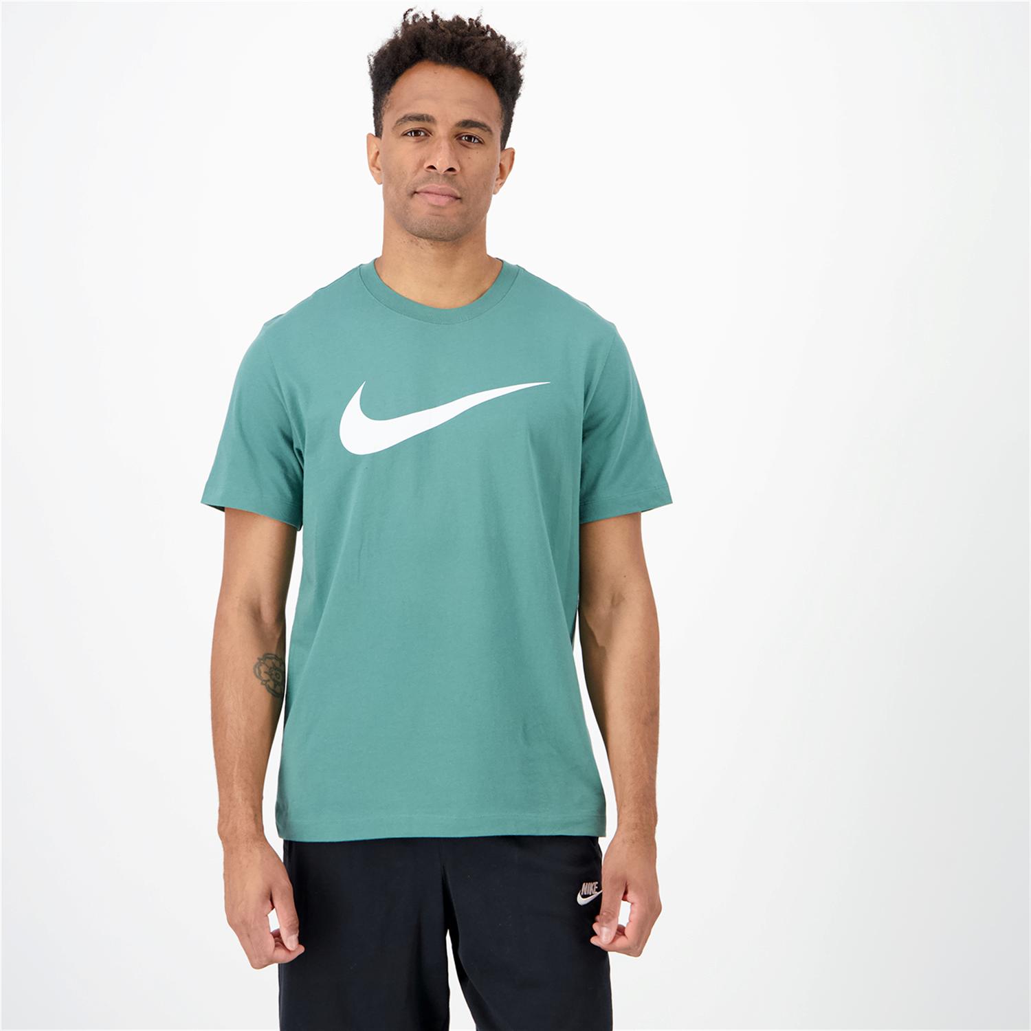 Camisetas Verdes Nike Sprinter